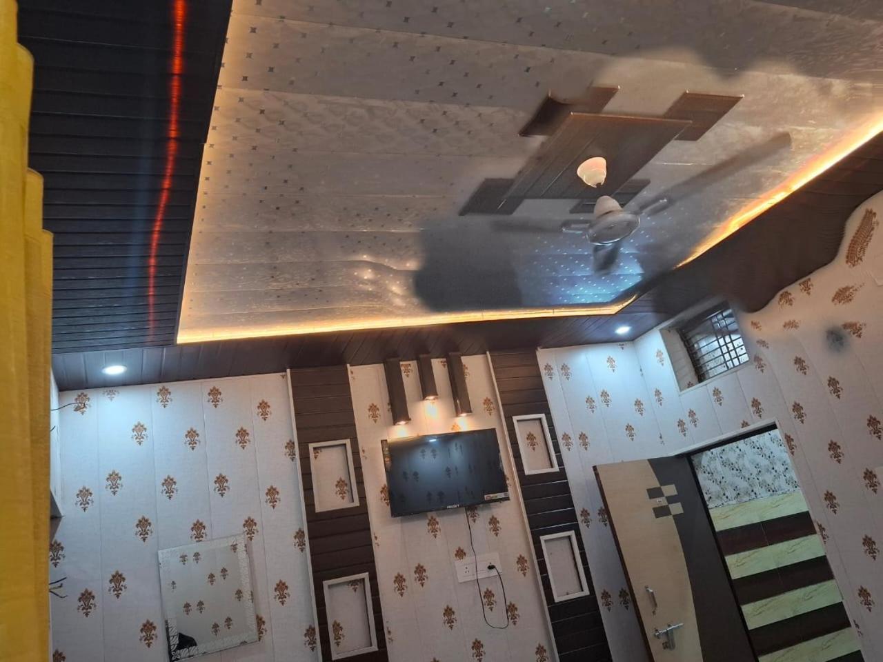Hotel Sgh Subhadra Guest House Ayodhya Exterior foto